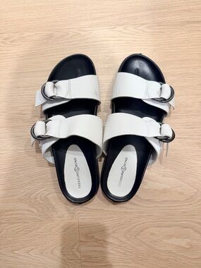 Treasure & Bond White Double-Buckle Slide Sandals with Black Footbed